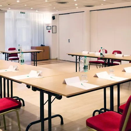 By Ihg Ξενοδοχείο 4*