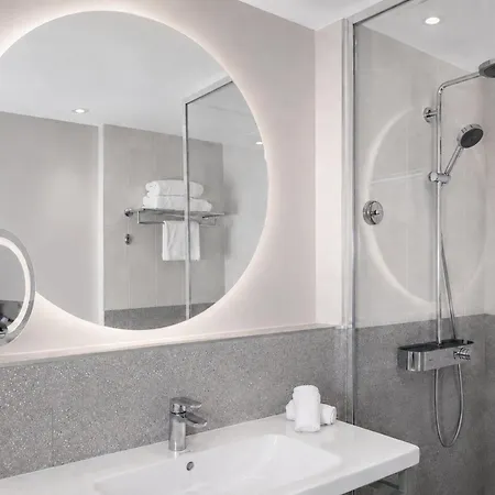 Voco By Ihg 4*