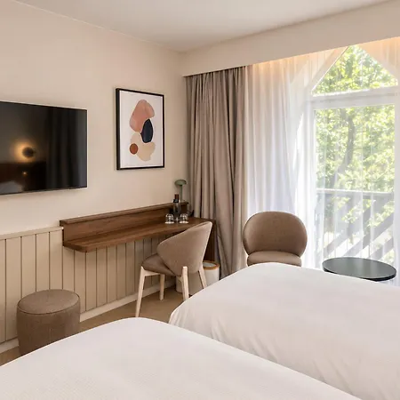 Voco By Ihg Hotel
